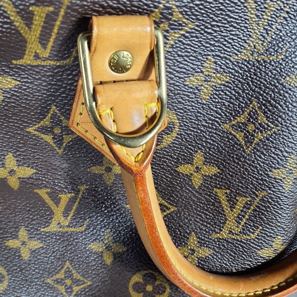 Louis Vuitton 'Alma PM' Handbag - Picture 8 of 16